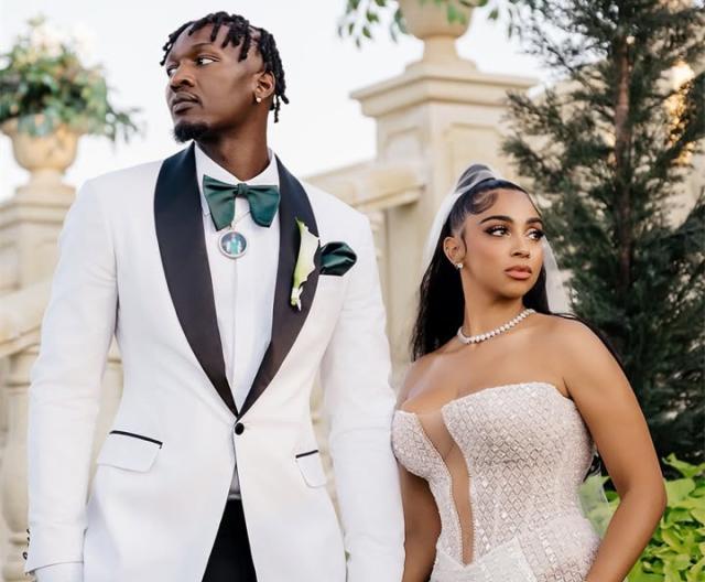 火箭32岁3D王牌大婚：与妻子相恋11年抚养5个孩子