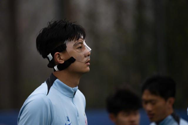 开云体育登录-蒋圣龙：不戴面具亦担心被针对 有些球该拼还得拼