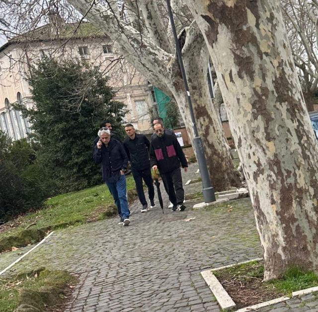 开云体育在线-下周与德佬讨论挂帅那不勒斯，穆里尼奥留在意甲？