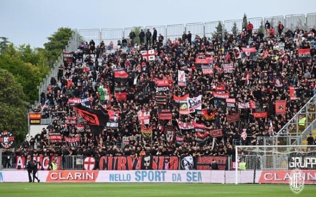 1684017284206021230.jpg 65b9cbf0gy1hdx7a7cw1mj218g0rsk63.jpg