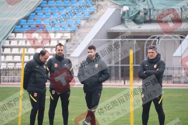 开云体育中国-安东尼奥祭出克韩大法：像狼一样咬住韩国队边翼