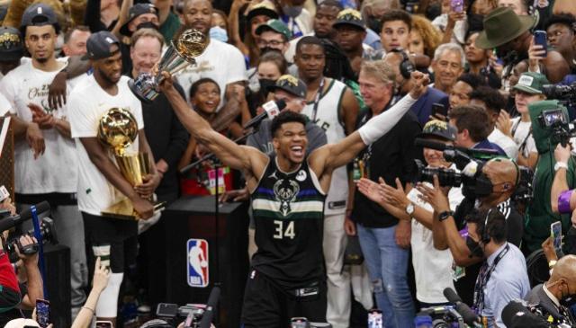 开云体育官网-【观察】NBA揭幕日6大看点 杜兰特欲带队复仇雄鹿