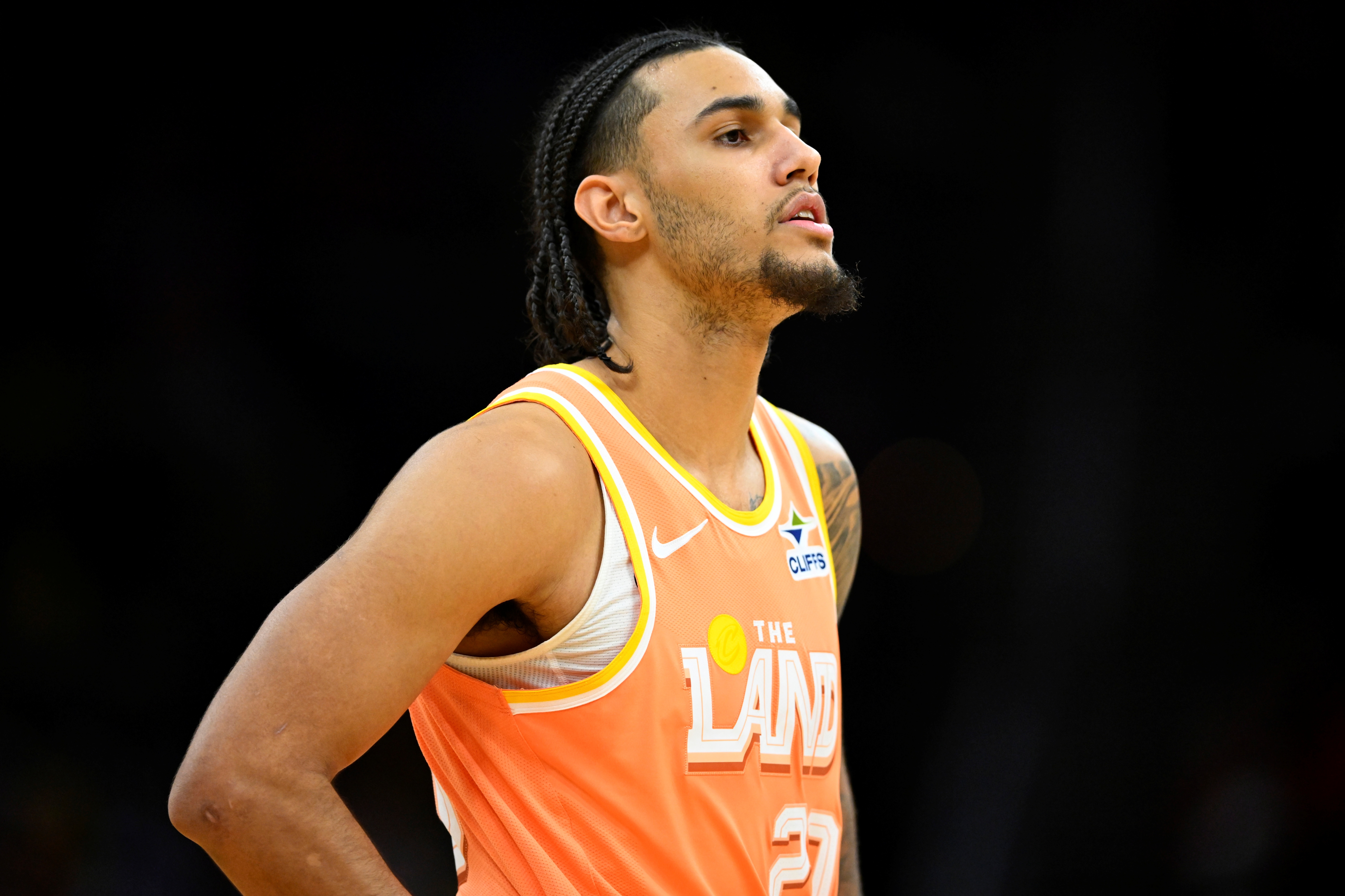 开云体育在线-表现很全面！泰森先发10中5贡献14分9板&amp;填满数据栏 三分3中2