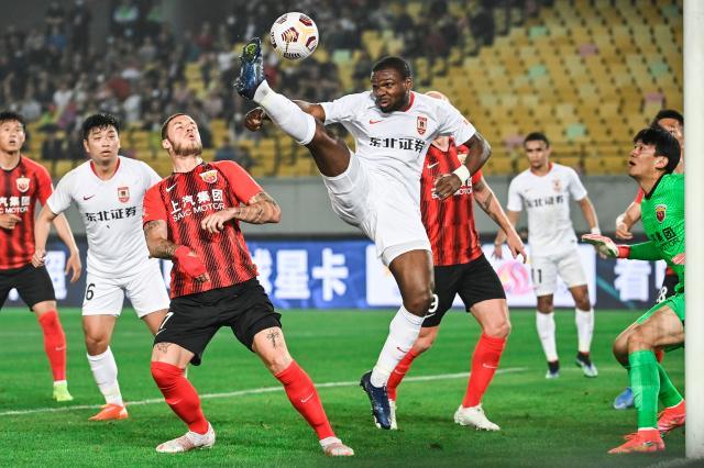 开云体育在线-【中超】奥克雷吕文君中框阿瑙伤退 海港0比0亚泰